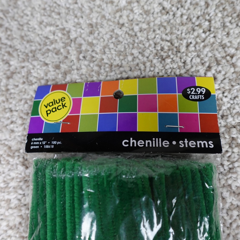 Green and Red Chenille Stems Pipe Cleaners Holiday Craft Supplies 100pc 12in 6in - Picture 3 of 5
